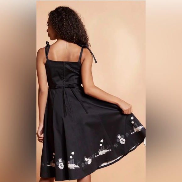 NWT Her Universe Disney Steamboat Willie Dress XL | Fit Flare Black White Stripe - Picture 3 of 11